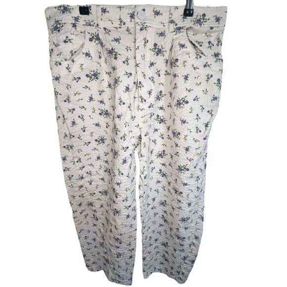 ZARA White Floral Pattern Seersucker High Waisted Cropped Pants - Picture 1 of 5